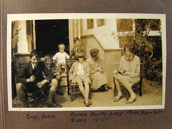 jo192701.jpg