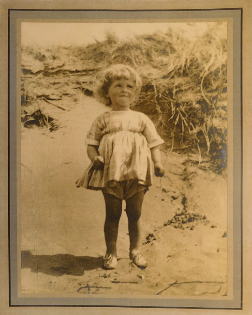 Elizabeth, Porthcawl